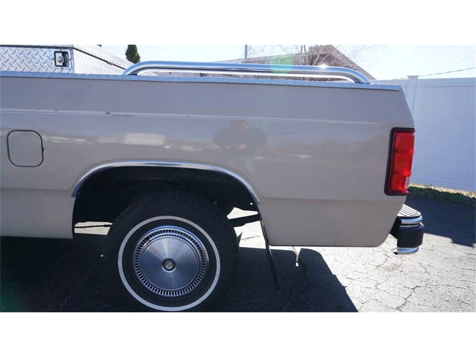 1984 Dodge D Series - Image 14 of 31