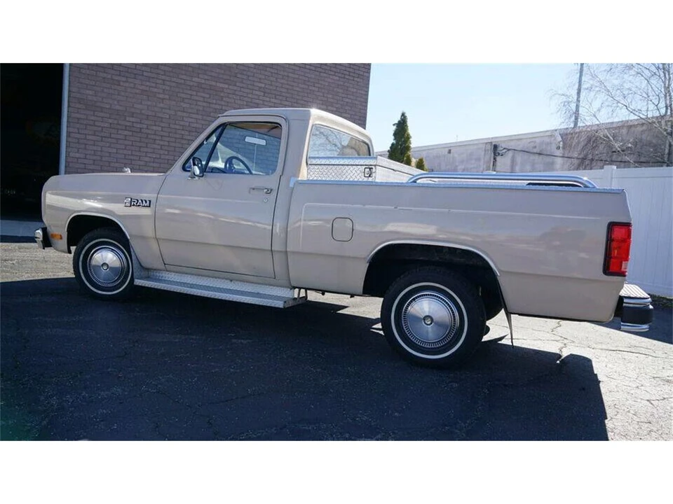 1984 Dodge D Series - Image 3 of 31