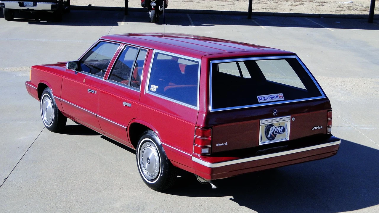 1984 Chrysler K-Car - Image 7 of 31