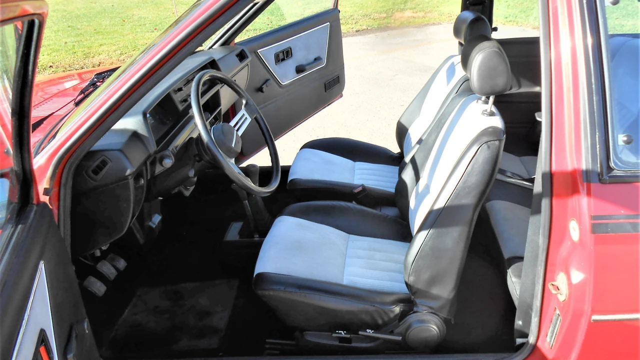 1984 Dodge Colt - Image 5 of 14