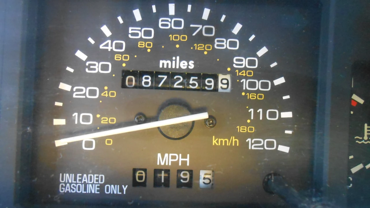 1984 Dodge Colt - Image 13 of 14