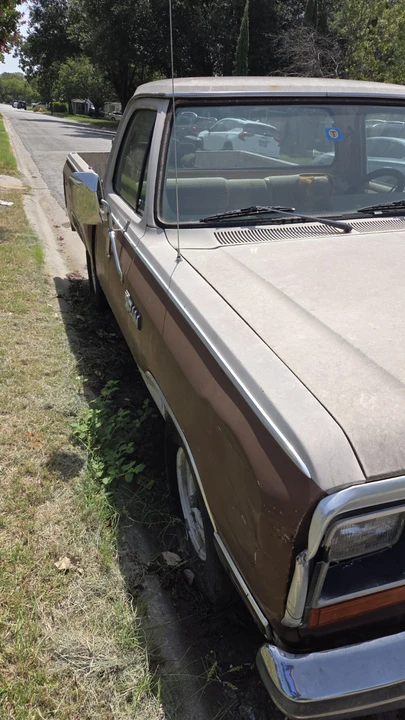 1984 Dodge D Series - Image 4 of 21