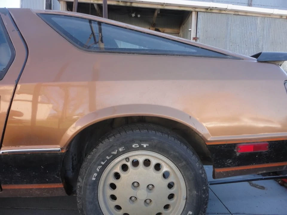 1984 Dodge Daytona - Image 18 of 19