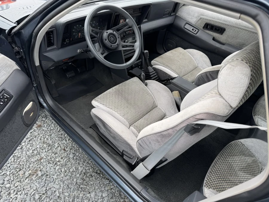 1984 Dodge Daytona - Image 11 of 24
