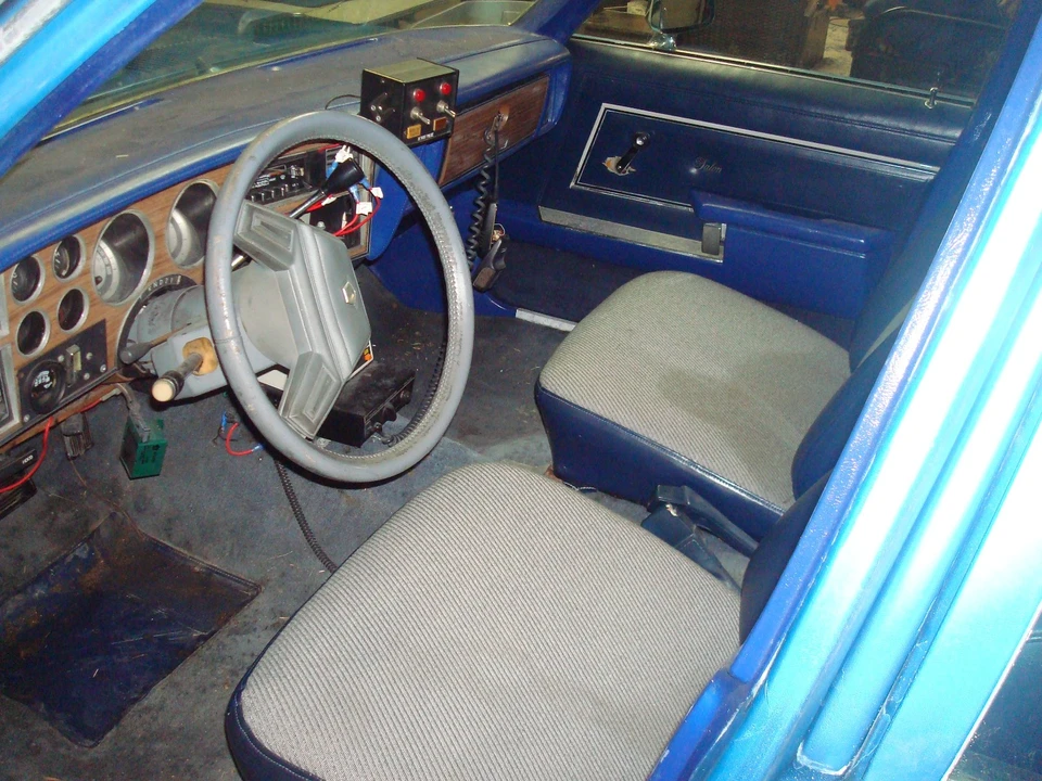 1984 Dodge Diplomat - Image 5 of 15