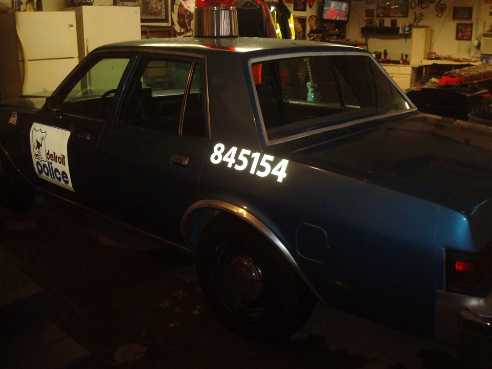 1984 Dodge Diplomat - Image 10 of 15