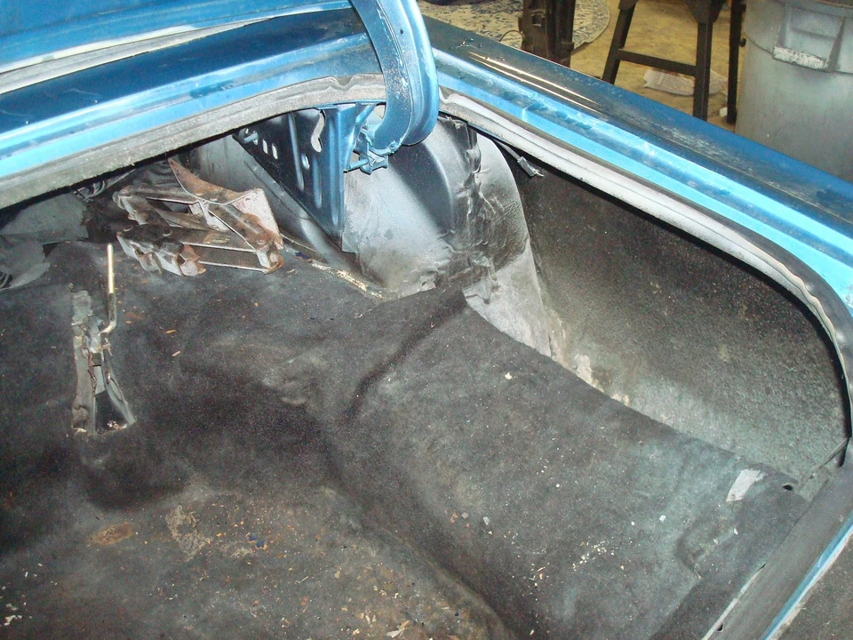 1984 Dodge Diplomat - Image 13 of 15