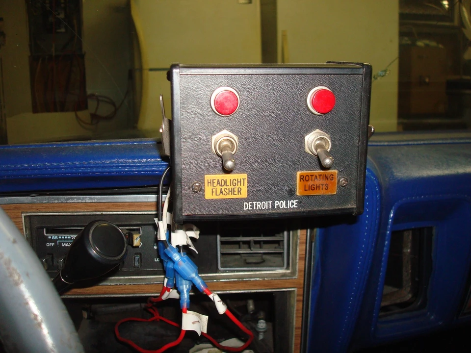 1984 Dodge Diplomat - Image 7 of 15