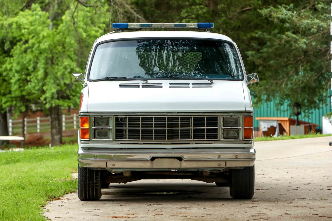 1984 Dodge Ram Van - Image 2 of 31