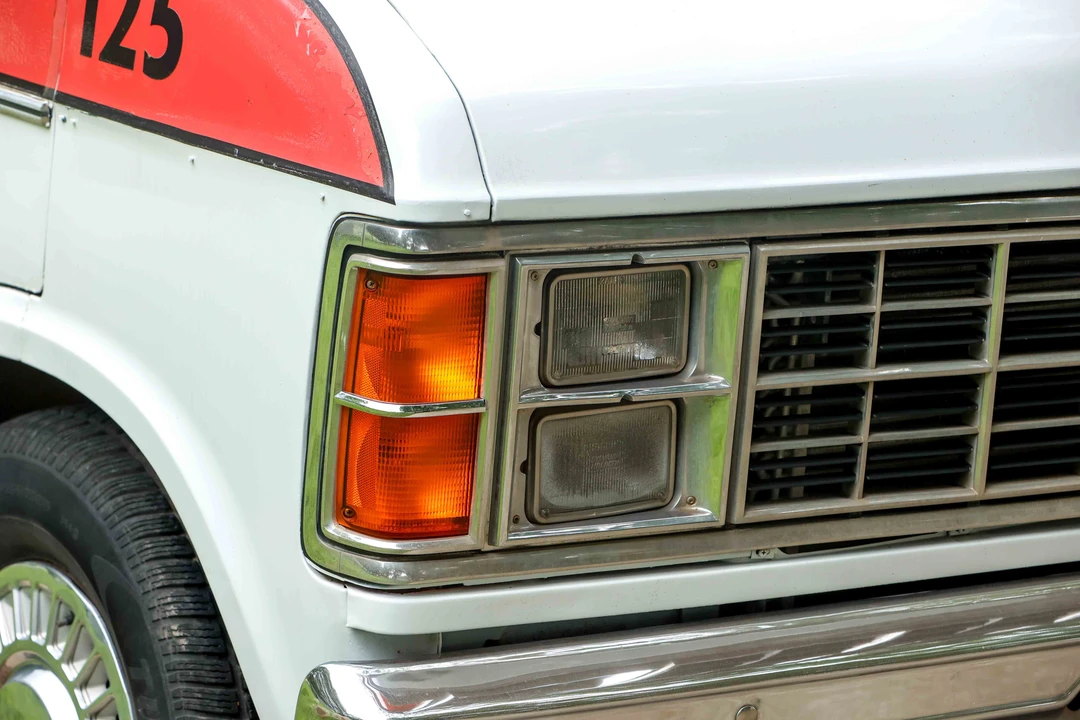 1984 Dodge Ram Van - Image 20 of 31