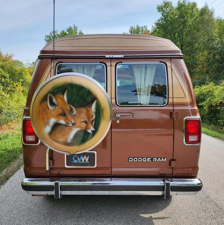 1984 Dodge Ram Van - Image 22 of 31
