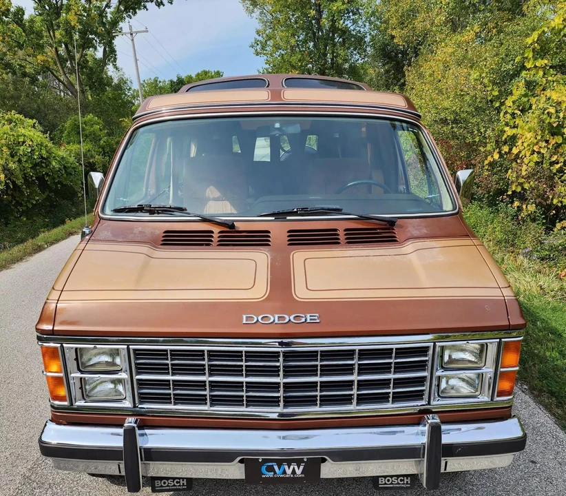 1984 Dodge Ram Van - Image 9 of 31