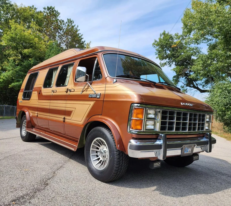 1984 Dodge Ram Van - Image 6 of 31