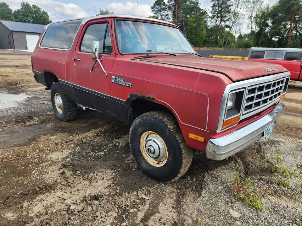 1984 Dodge Ramcharger - Image 2 of 11