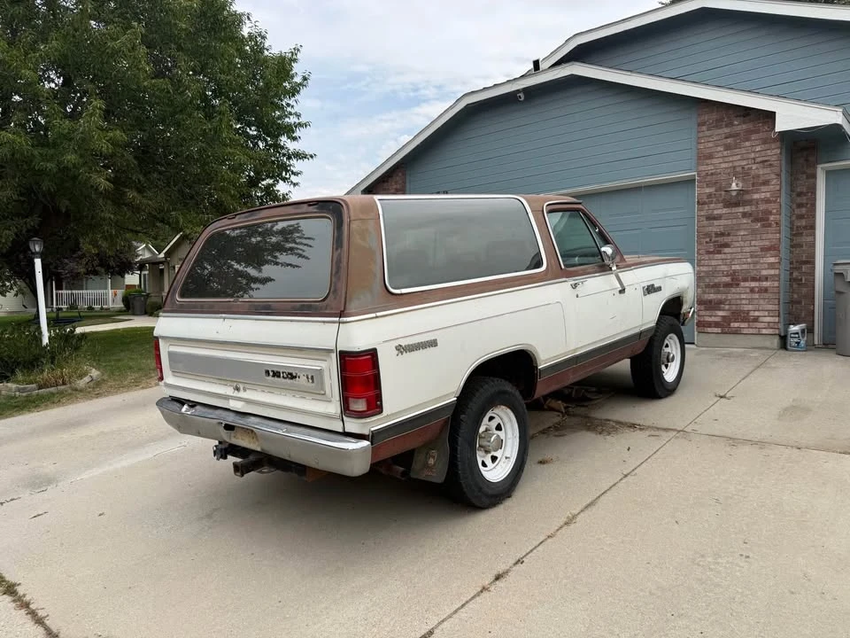 1984 Dodge Ramcharger - Image 2 of 2