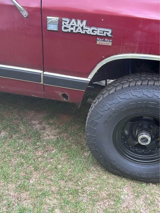1984 Dodge Ramcharger - Image 15 of 15