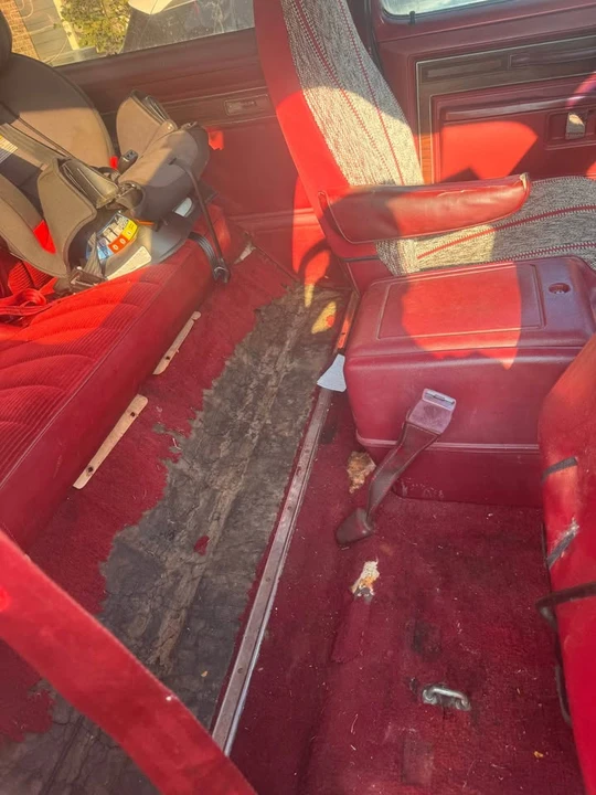 1984 Dodge Ramcharger - Image 7 of 15