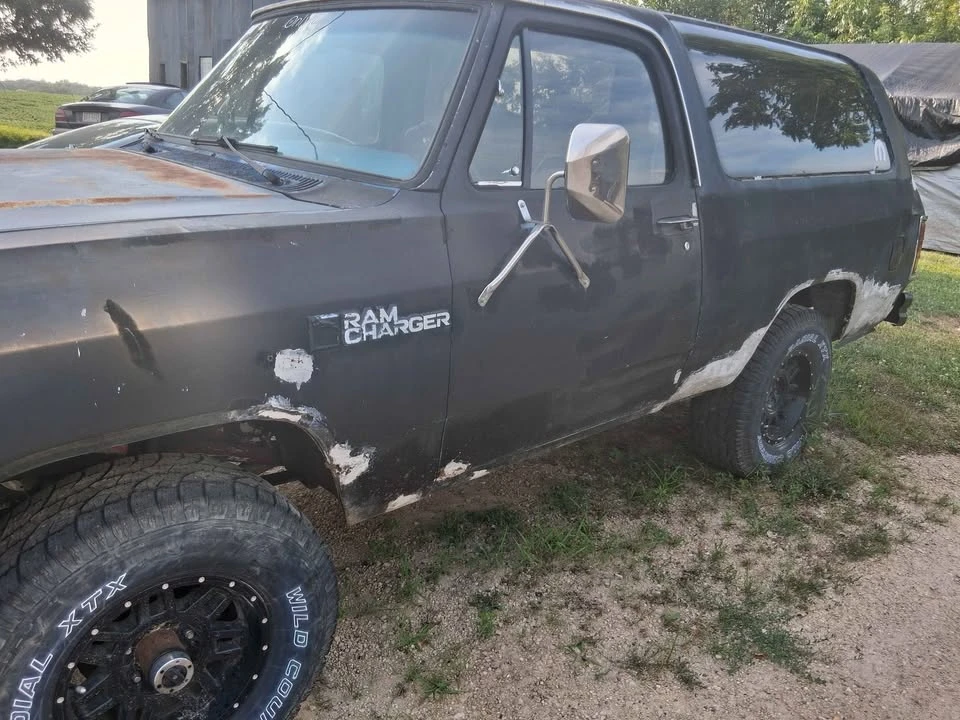 1984 Dodge Ramcharger - Image 3 of 11