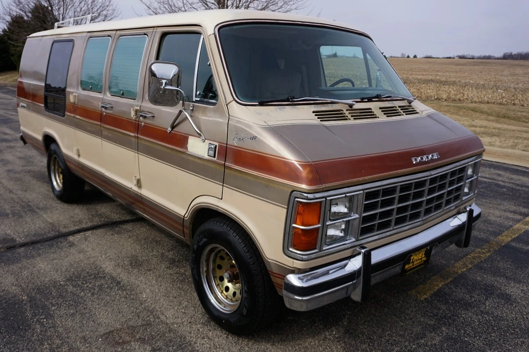 1984 Dodge Ram Van - Image 12 of 21