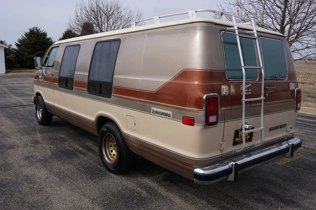 1984 Dodge Ram Van - Image 6 of 21