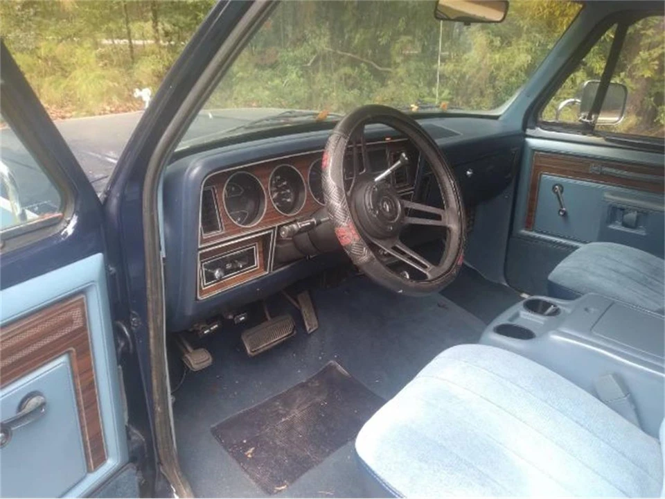1984 Dodge Ramcharger - Image 2 of 11