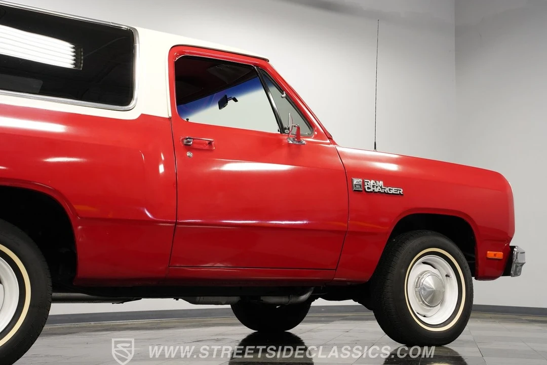 1984 Dodge Ramcharger - Image 29 of 31