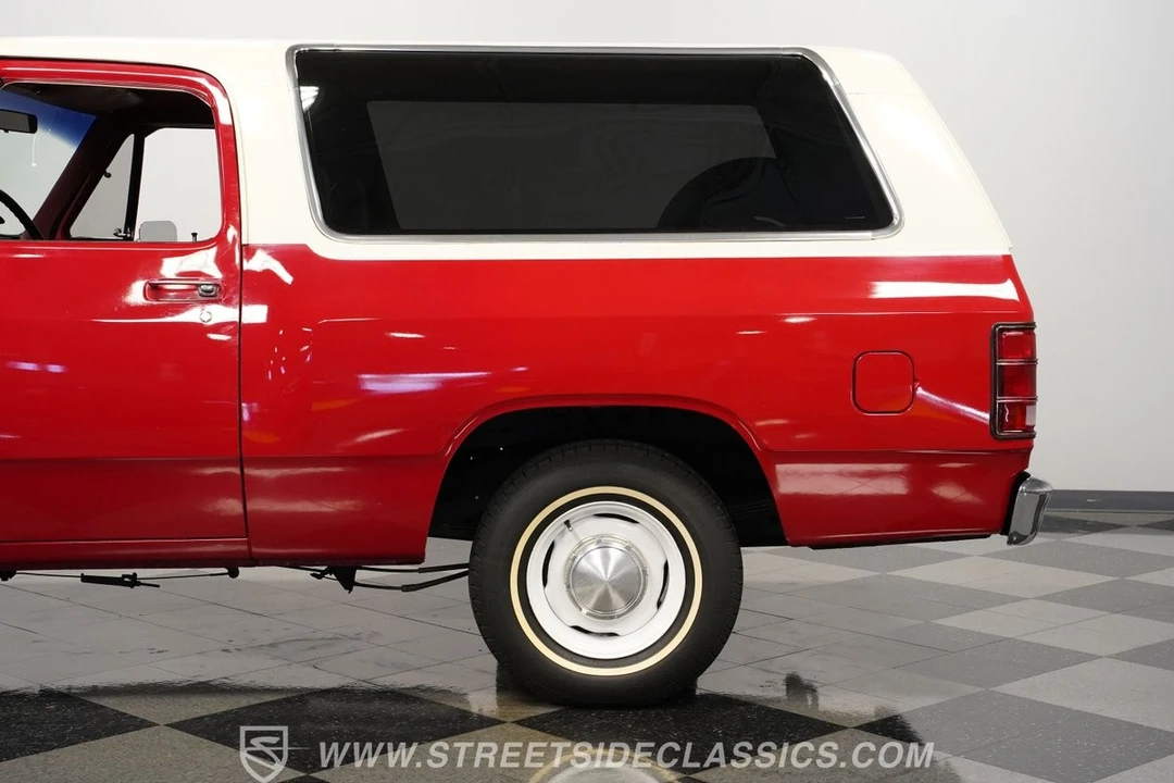 1984 Dodge Ramcharger - Image 25 of 31