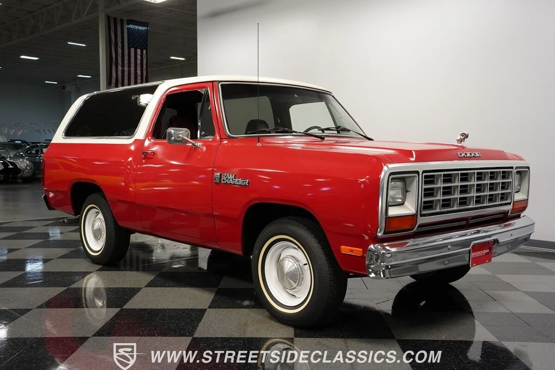 1984 Dodge Ramcharger - Image 17 of 21