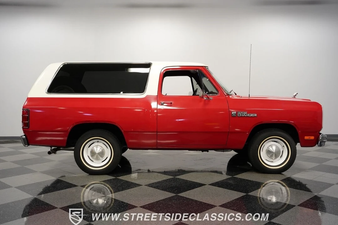 1984 Dodge Ramcharger - Image 15 of 21
