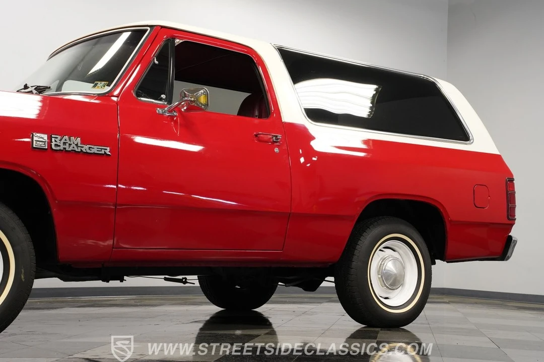 1984 Dodge Ramcharger - Image 23 of 31