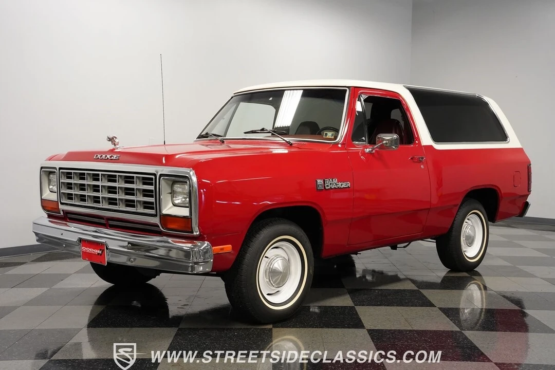 1984 Dodge Ramcharger - Image 6 of 12