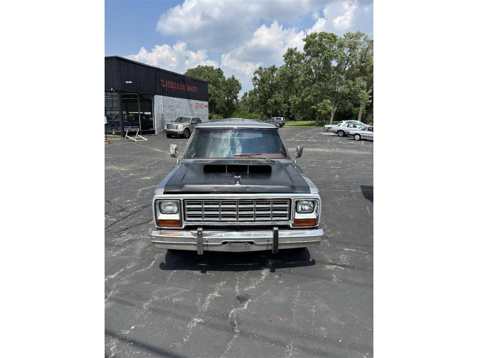 1984 Dodge Ramcharger - Image 3 of 5