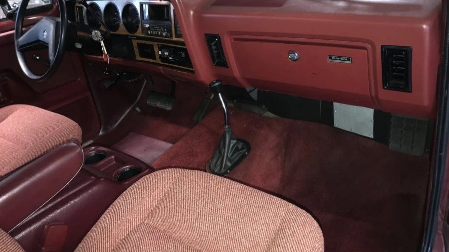 1984 Dodge Ramcharger - Image 3 of 11