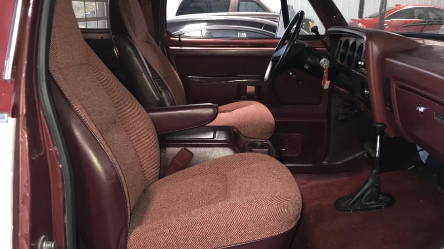 1984 Dodge Ramcharger - Image 6 of 11