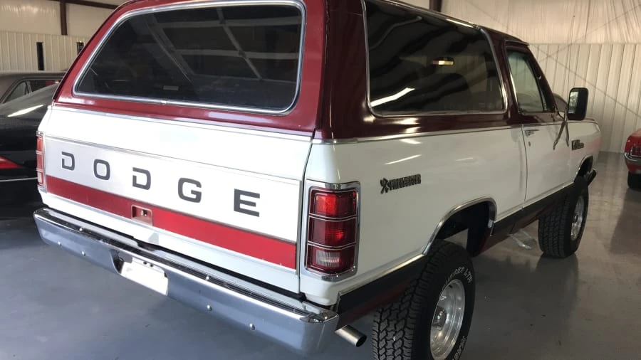 1984 Dodge Ramcharger - Image 9 of 10