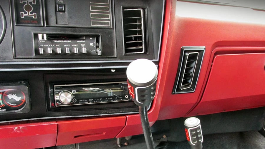 1984 Dodge Ramcharger - Image 7 of 11