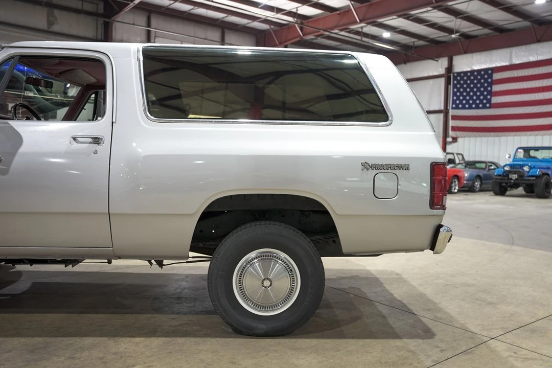 1984 Dodge Ramcharger - Image 5 of 12