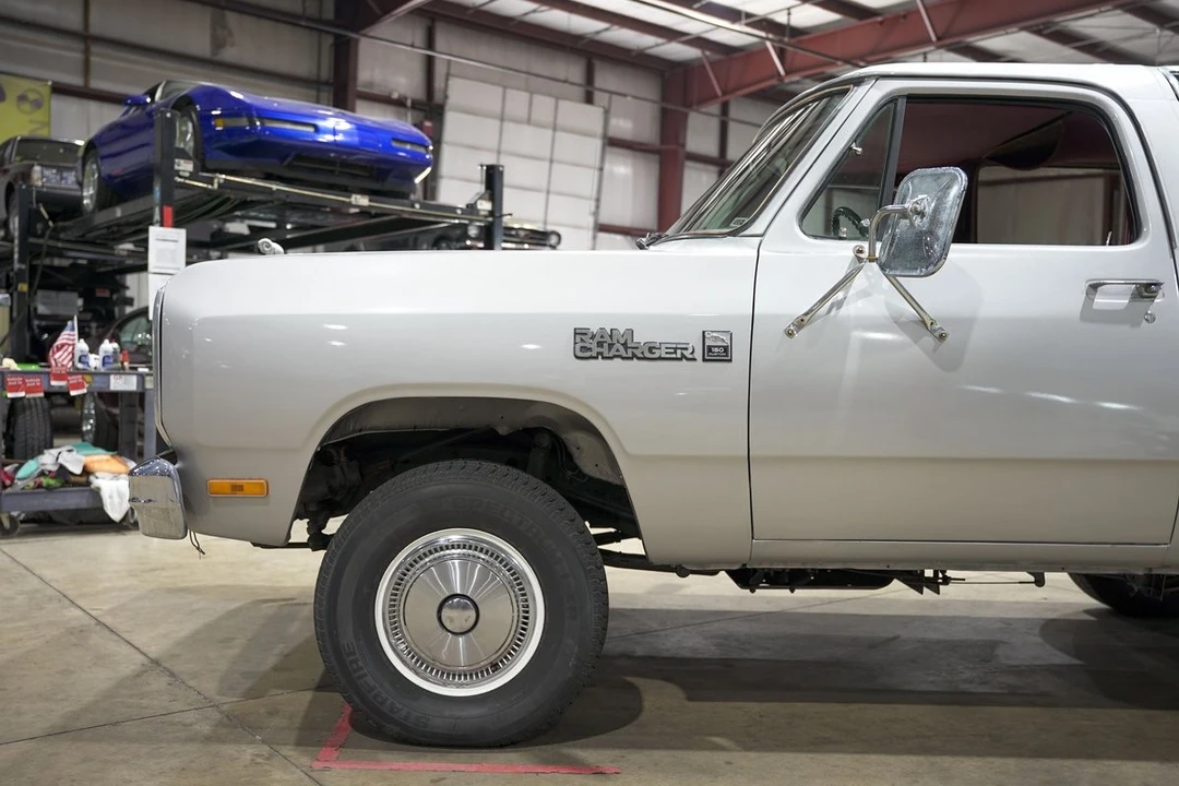1984 Dodge Ramcharger - Image 3 of 12