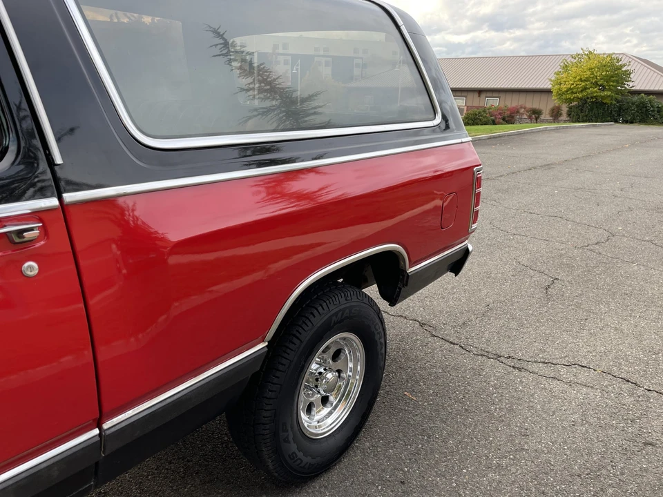 1984 Dodge Ramcharger - Image 24 of 31