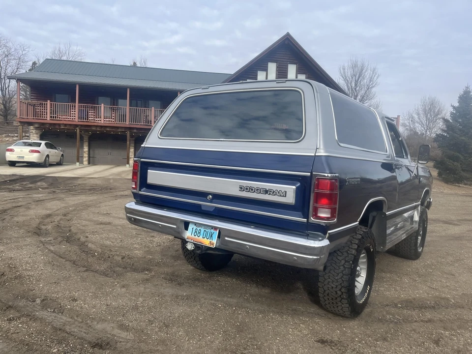 1984 Dodge Ramcharger - Image 8 of 31