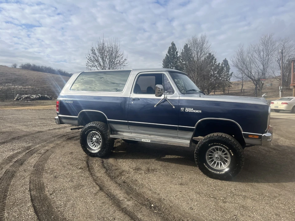 1984 Dodge Ramcharger - Image 14 of 31