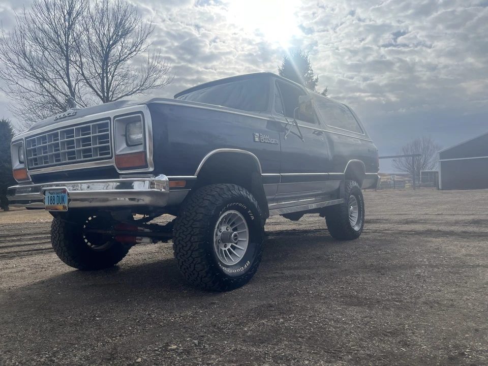 1984 Dodge Ramcharger - Image 2 of 31