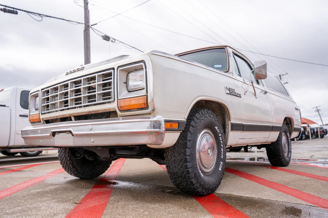 1984 Dodge Ramcharger - Image 2 of 31