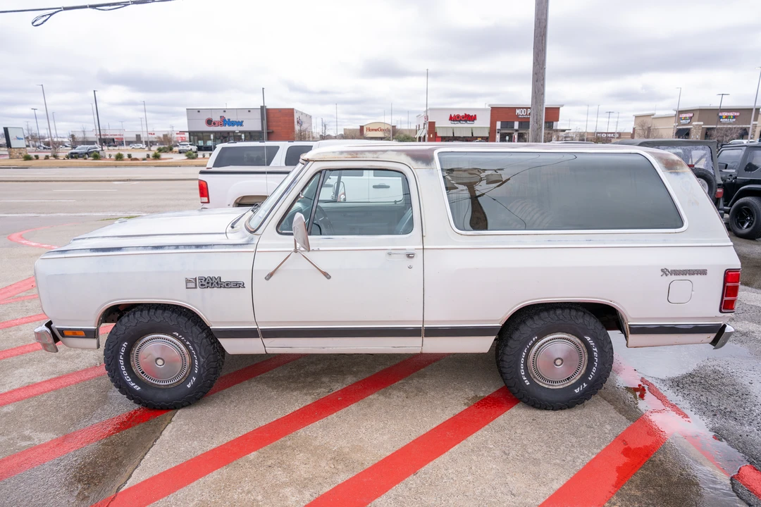 1984 Dodge Ramcharger - Image 7 of 31