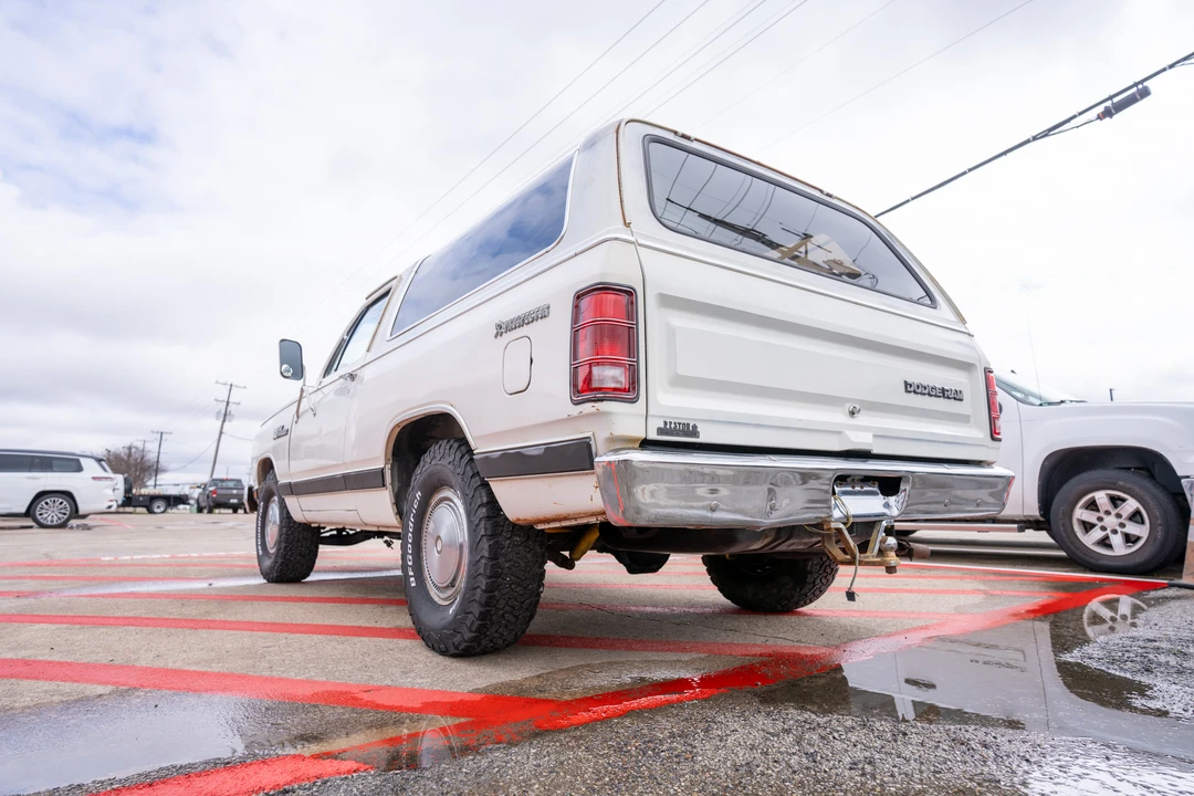 1984 Dodge Ramcharger - Image 8 of 31
