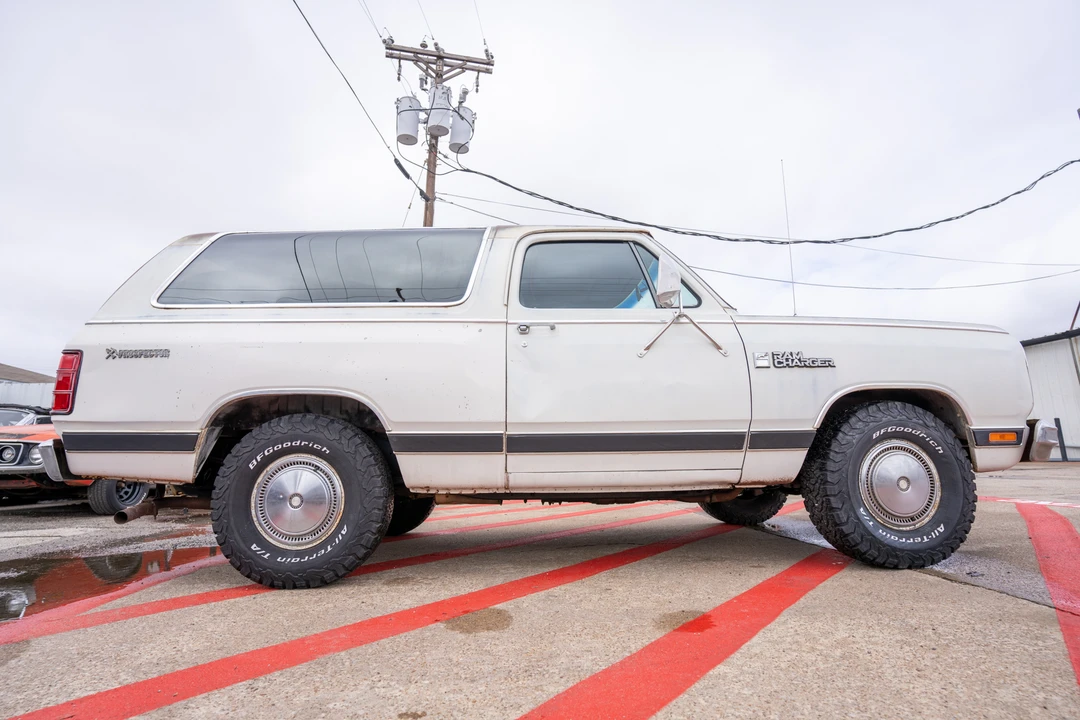 1984 Dodge Ramcharger - Image 17 of 31