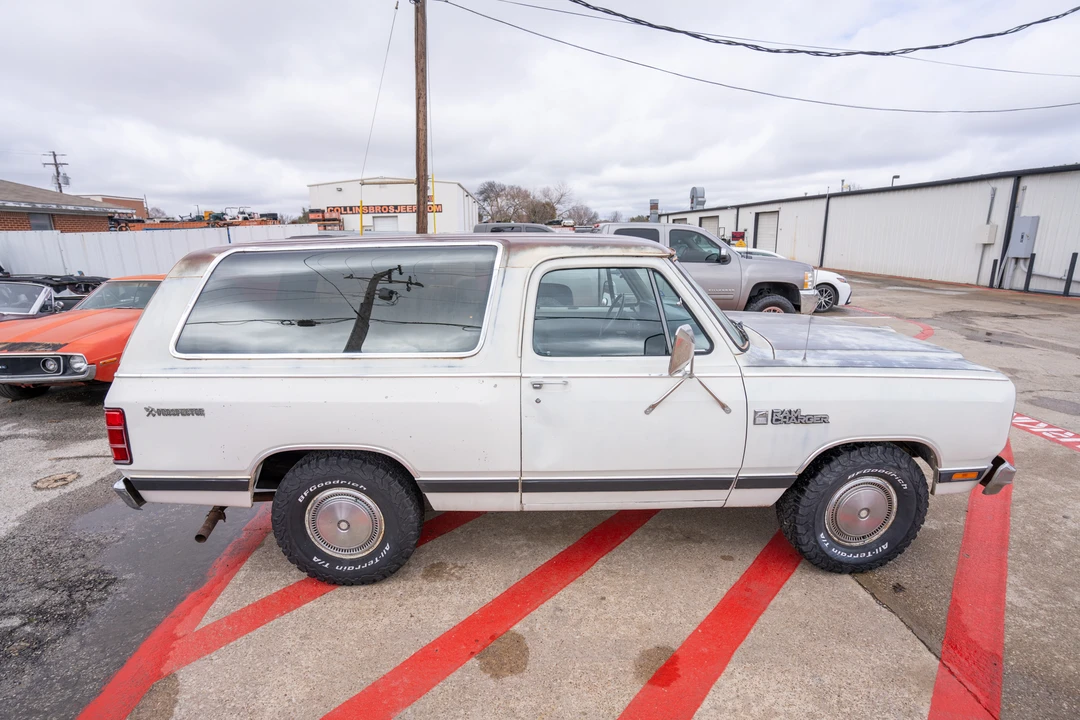 1984 Dodge Ramcharger - Image 19 of 31