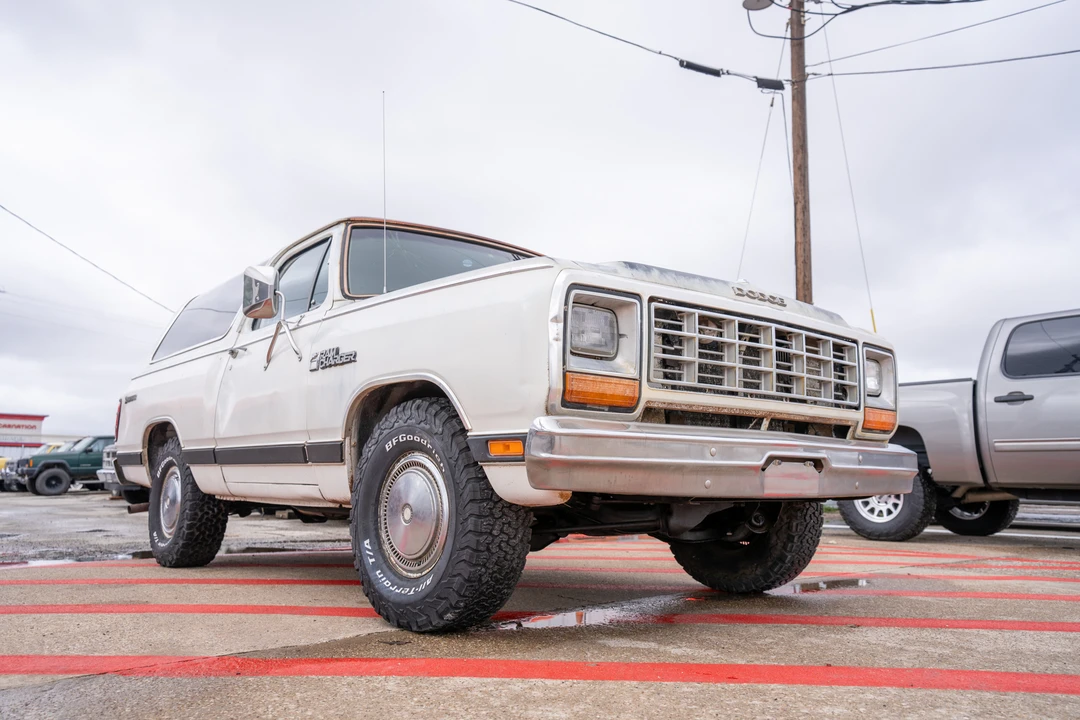 1984 Dodge Ramcharger - Image 20 of 31