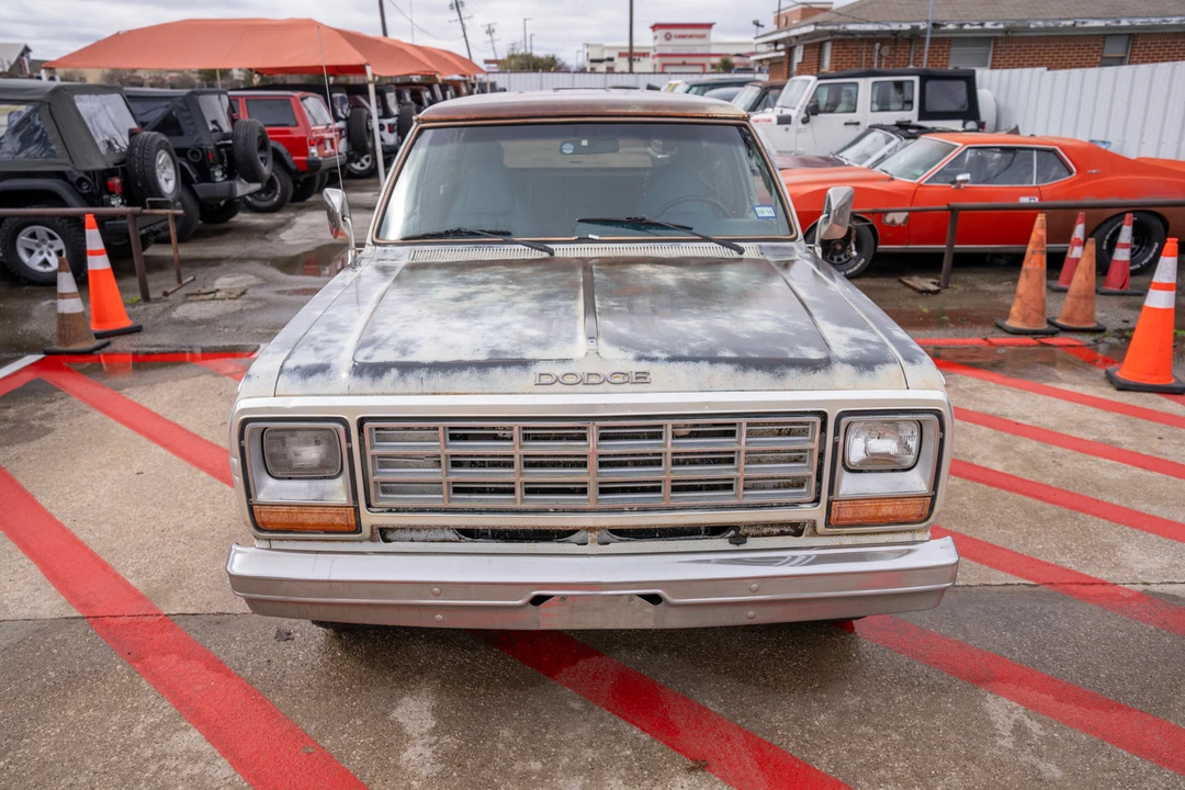 1984 Dodge Ramcharger - Image 25 of 31