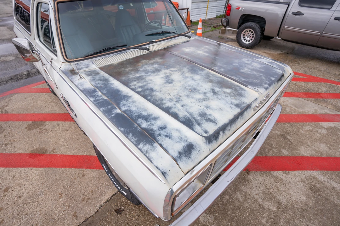 1984 Dodge Ramcharger - Image 28 of 31